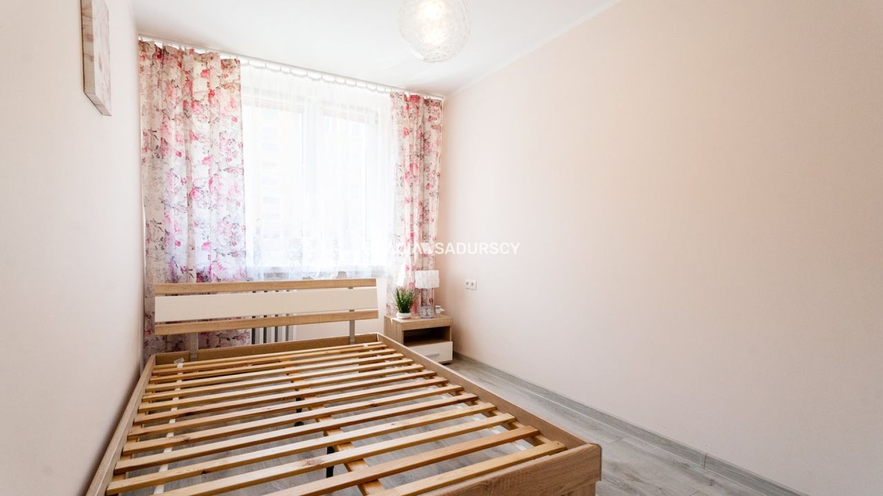 Mieszkanie 3-pokojowe Kraków Mistrzejowice, os. Piastów. Zdjęcie 4