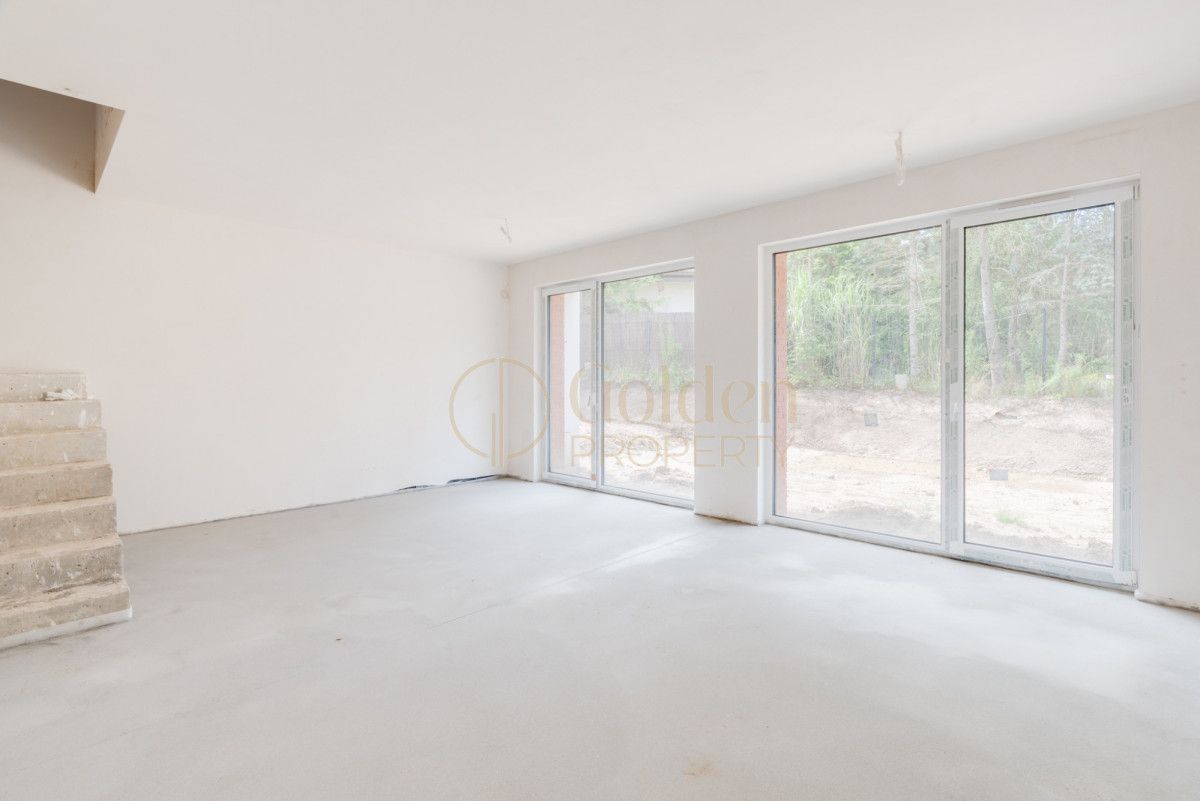 bliźniak, 4 pokoje Straszyn, ul. Merkurego. Zdjęcie 3