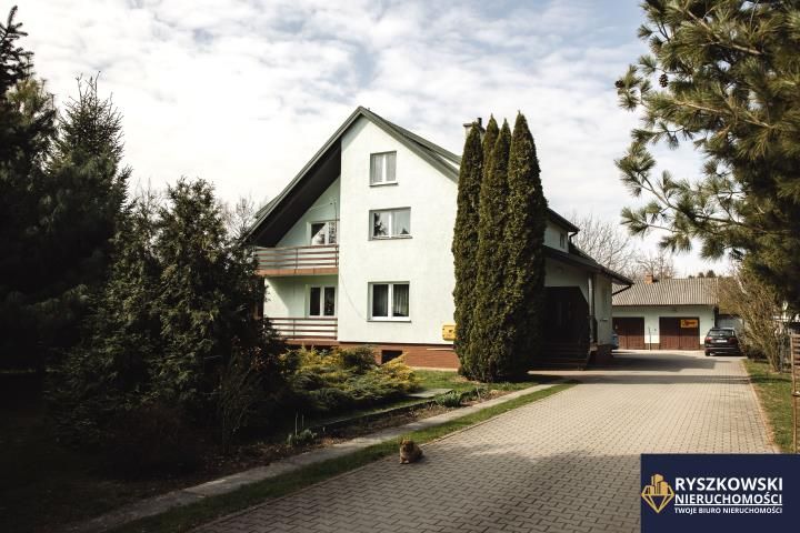 dom wolnostojący, 7 pokoi Łapiguz. Zdjęcie 2