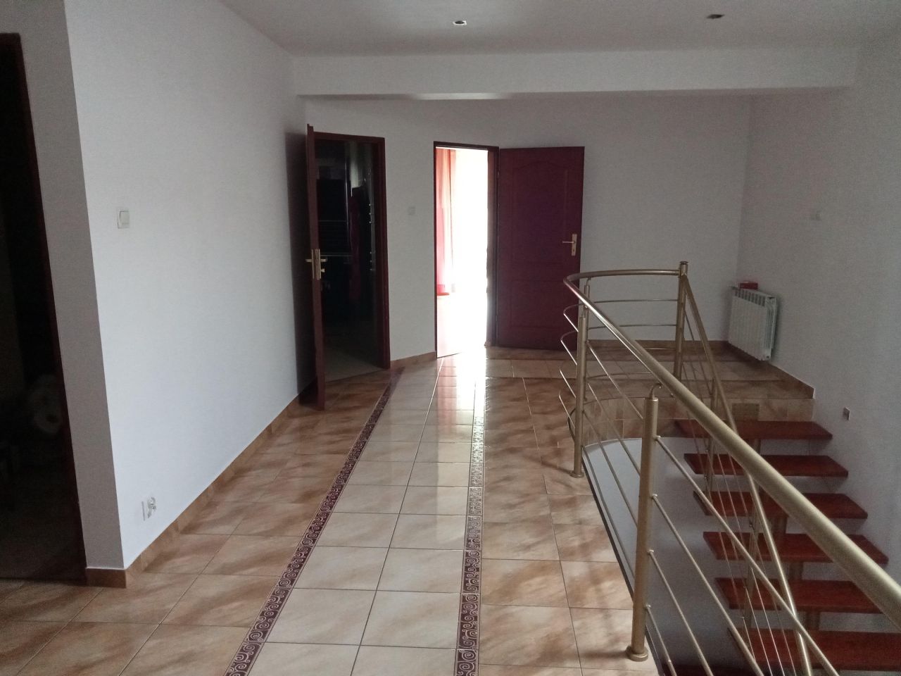 dom wolnostojący, 6 pokoi Łask, Leszczynowa. Zdjęcie 9
