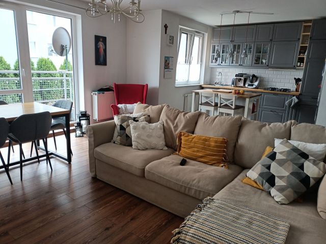 Mieszkanie 3-pokojowe Nakło nad Notecią, os. Władysława Łokietka. Zdjęcie 1