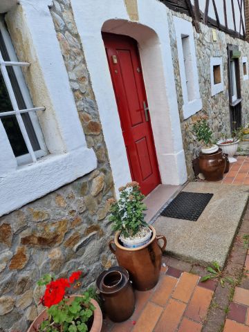 dom wolnostojący, 7 pokoi Bogatynia, ul. Marii Skłodowskiej-Curie. Zdjęcie 1