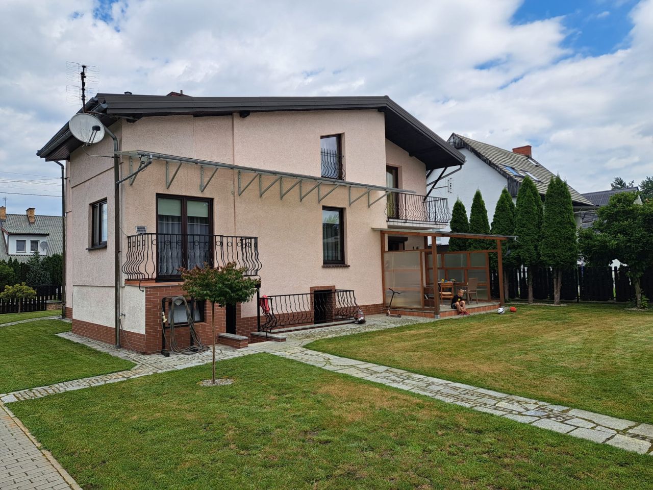 dom wolnostojący, 6 pokoi Wołów, ul. Słowicza. Zdjęcie 2