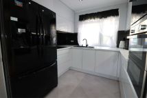 Mieszkanie 4-pokojowe Suwałki, ul. Teofila Noniewicza. Zdjęcie 3