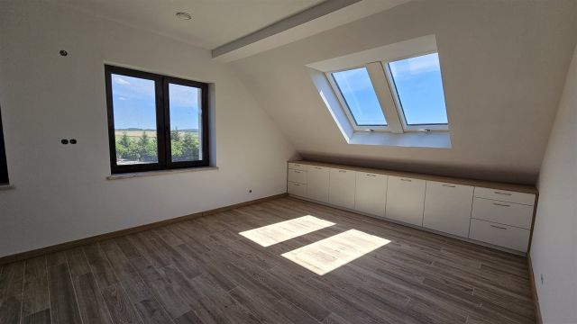 dom wolnostojący, 4 pokoje Grodzisko. Zdjęcie 13