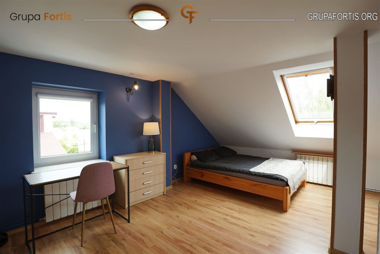 dom wolnostojący, 7 pokoi Kazimierza Wielka, ul. Krakowska. Zdjęcie 20