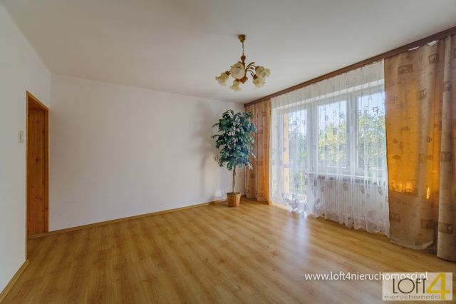 dom wolnostojący, 6 pokoi Borzęcin. Zdjęcie 11