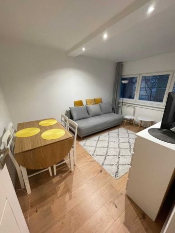 Mieszkanie 2-pokojowe Łódź Bałuty, ul. Turoszowska. Zdjęcie 1