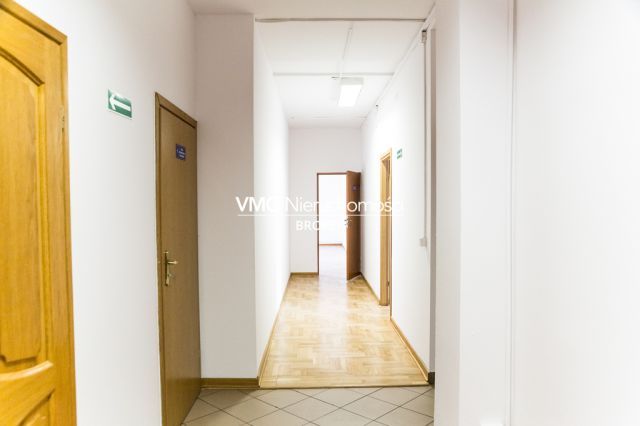 dom wolnostojący, 19 pokoi Warszawa Wawer. Zdjęcie 24