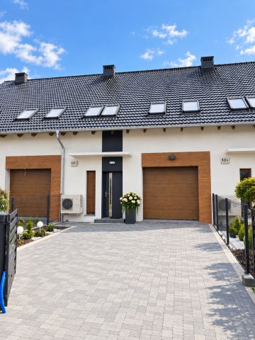 dom szeregowy Antoniów, ul. Danysza. Zdjęcie 1