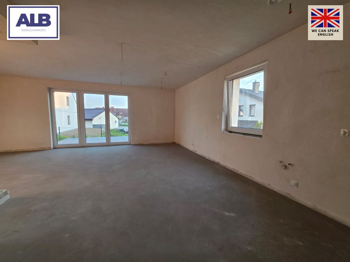 bliźniak, 5 pokoi Kiełpino. Zdjęcie 11