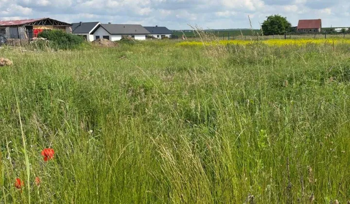 Działka budowlana Nieznań