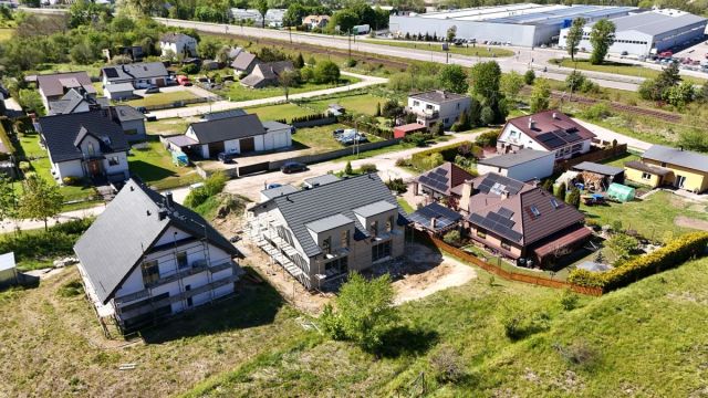 bliźniak, 4 pokoje Wejherowo. Zdjęcie 2