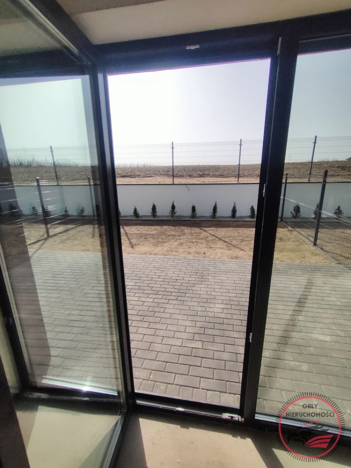 Mieszkanie 3-pokojowe Rojewo. Zdjęcie 11