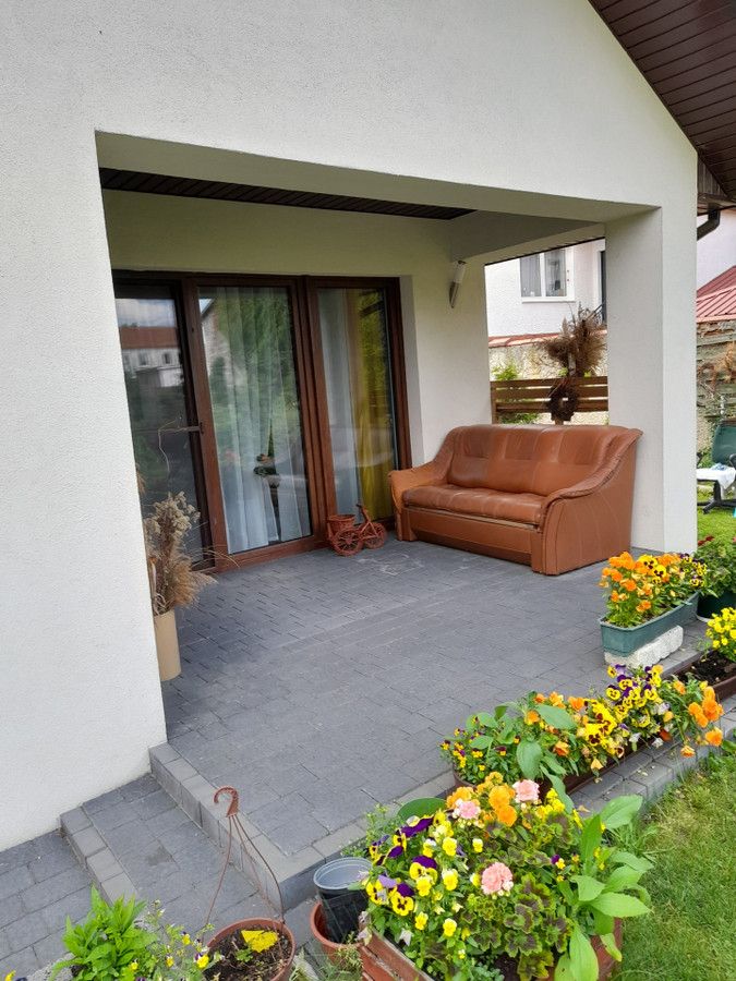 dom wolnostojący, 3 pokoje Nowe Miasto. Zdjęcie 7