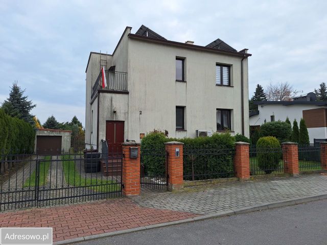 dom wolnostojący, 4 pokoje Kalisz Piwonice, ul. Spartańska. Zdjęcie 1