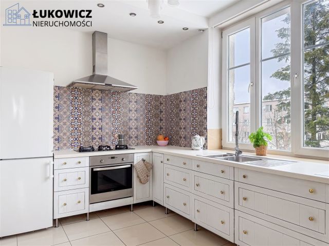 Mieszkanie 3-pokojowe Bielsko-Biała, ul. Kazimierza Brodzińskiego. Zdjęcie 10