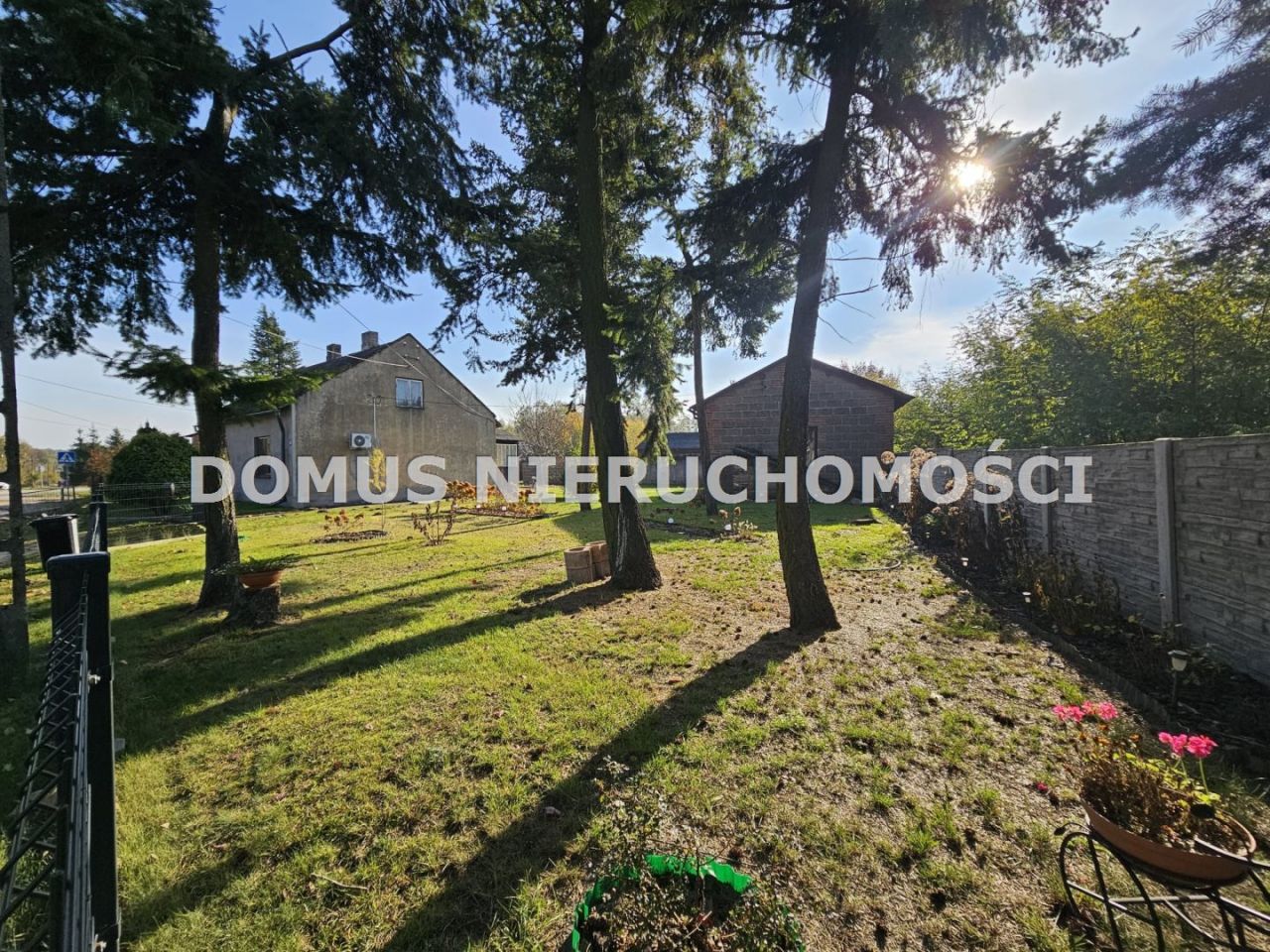 dom wolnostojący, 3 pokoje Niesułków. Zdjęcie 14