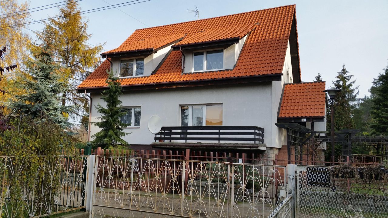 dom wolnostojący, 13 pokoi Toruń Czerniewice, ul. Mała