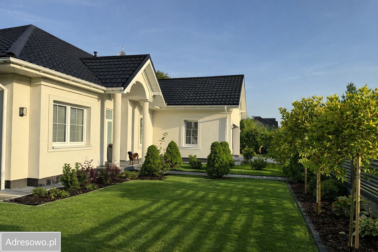 dom wolnostojący, 6 pokoi Ustanów. Zdjęcie 1