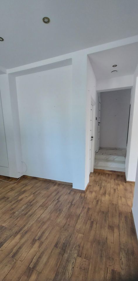 dom wolnostojący, 2 pokoje Biskupice, Biskupice. Zdjęcie 21
