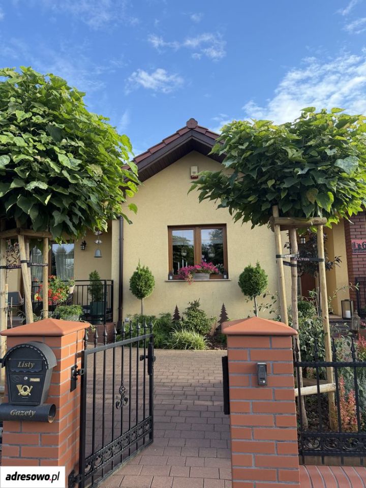 dom wolnostojący, 5 pokoi Podańsko. Zdjęcie 2