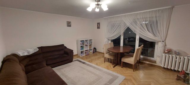 Mieszkanie 3-pokojowe Słupsk, ul. Nowowiejska. Zdjęcie 1