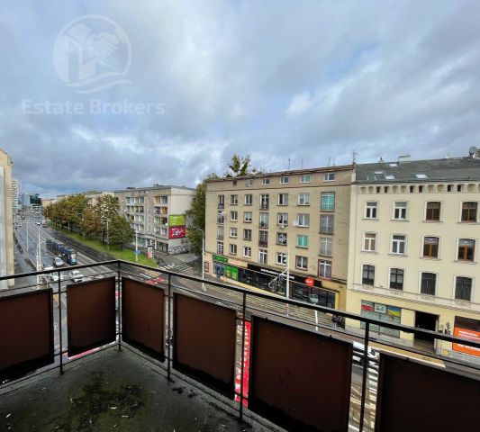Mieszkanie 2-pokojowe Wrocław Stare Miasto, ul. marsz. Józefa Piłsudskiego. Zdjęcie 4