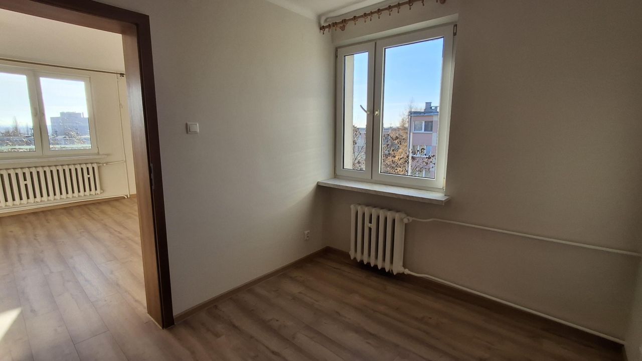 Mieszkanie 3-pokojowe Częstochowa Tysiąclecie, ul. Broniewskiego. Zdjęcie 4