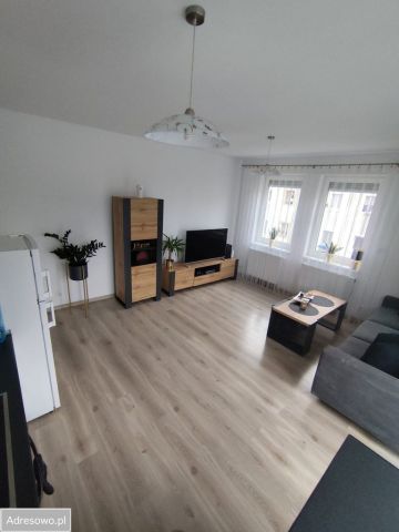 Mieszkanie 2-pokojowe Lubań, ul. Grzegorza Piramowicza. Zdjęcie 1