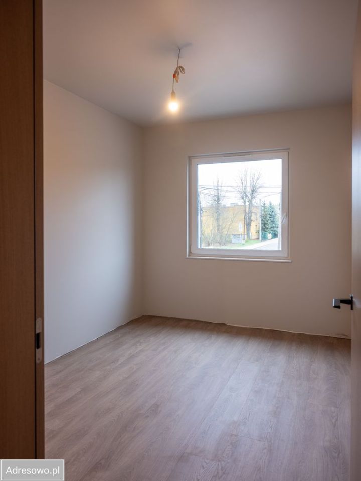 dom szeregowy, 5 pokoi Katowice Kostuchna, ul. Jaskrów. Zdjęcie 4