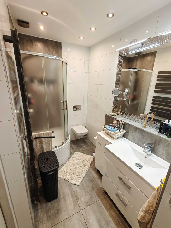 Mieszkanie 3-pokojowe Jelenia Góra Cieplice Śląskie-Zdrój, ul. Jagiellońska. Zdjęcie 7