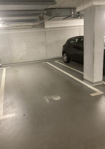 Garaż/miejsce parkingowe Kraków Podgórze, ul. Nadwiślańska. Zdjęcie 1