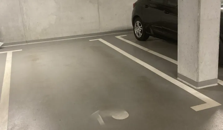 Garaż/miejsce parkingowe Kraków Podgórze, ul. Nadwiślańska