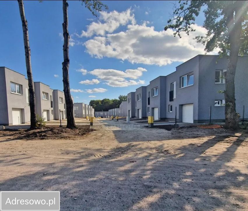 dom szeregowy, 4 pokoje Nowe Bielice. Zdjęcie 4