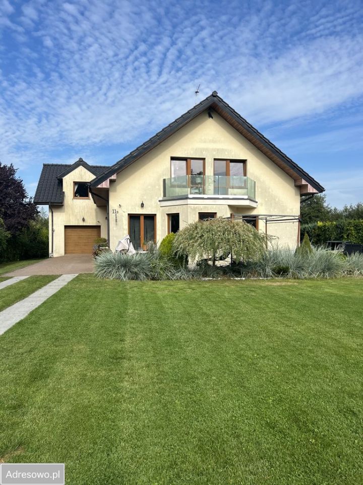 dom wolnostojący, 6 pokoi Budzistowo