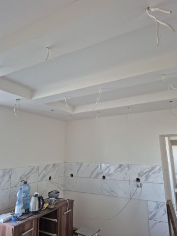 Mieszkanie 5-pokojowe Woskowice Małe, ul. Szkolna. Zdjęcie 1