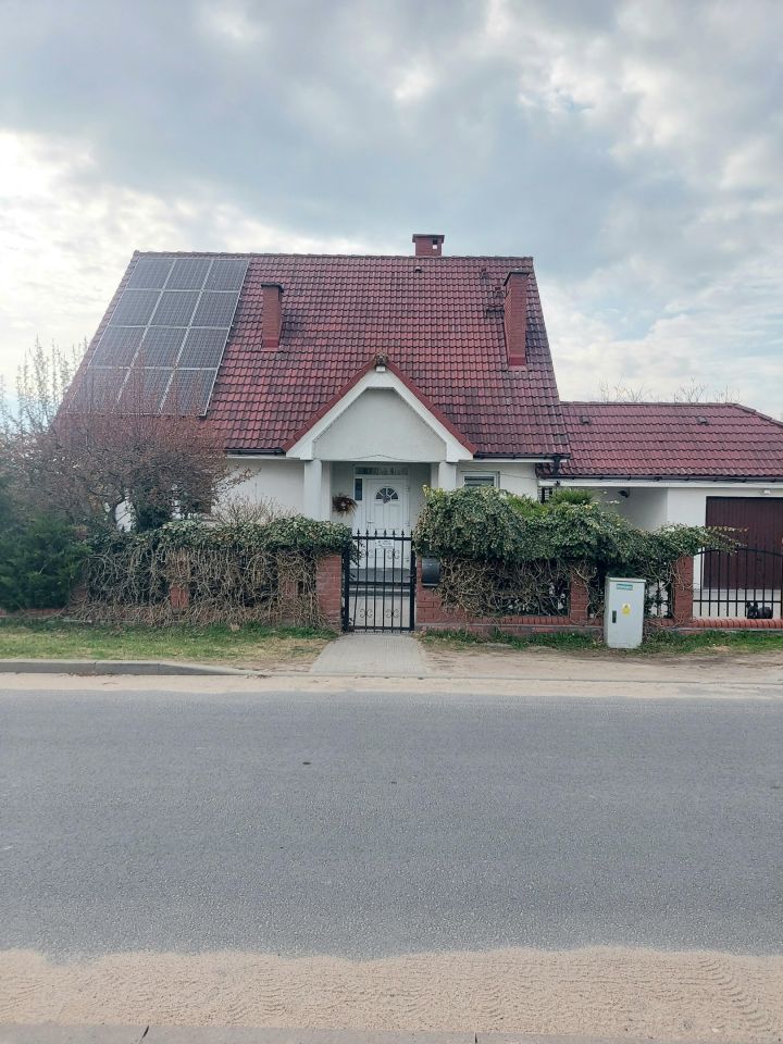 dom wolnostojący, 5 pokoi Szczecinek Raciborki, ul. Obrońców Westerplatte. Zdjęcie 5