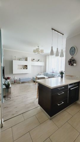 Mieszkanie 3-pokojowe Kraków Podgórze, ul. Myśliwska. Zdjęcie 1