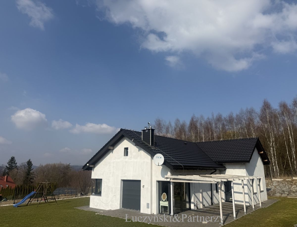 dom wolnostojący, 5 pokoi Lubawka. Zdjęcie 2