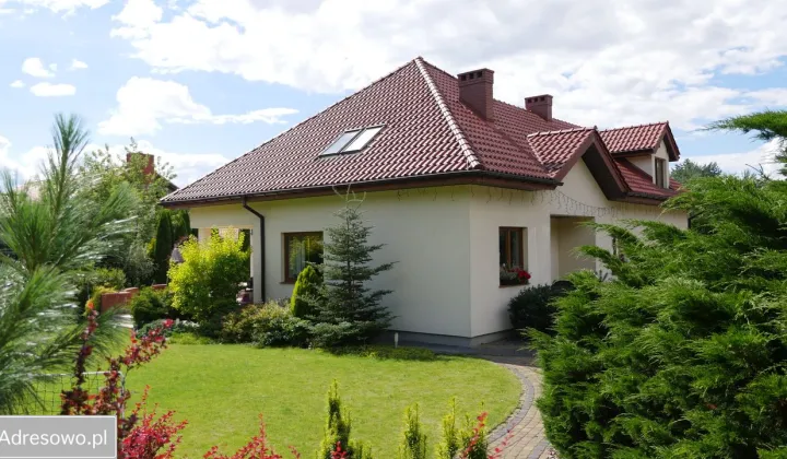 dom wolnostojący, 5 pokoi Krobia, ul. Leśna