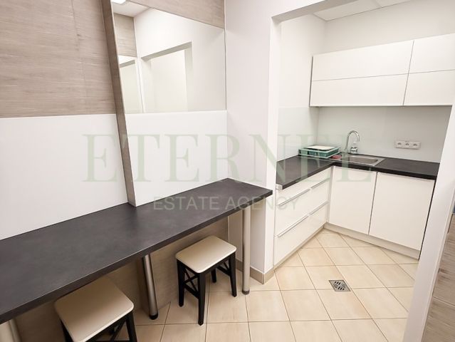 Biuro Kraków Prądnik Czerwony, ul. Jana Pawła Woronicza. Zdjęcie 12