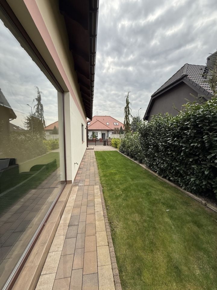 dom wolnostojący, 7 pokoi Leszno Zatorze. Zdjęcie 9