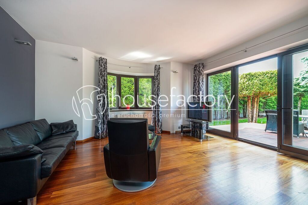 dom wolnostojący, 7 pokoi Łódź Górna. Zdjęcie 3