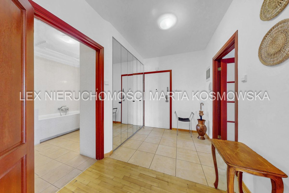Mieszkanie 3-pokojowe Warszawa Śródmieście, al. Jana Pawła II. Zdjęcie 11