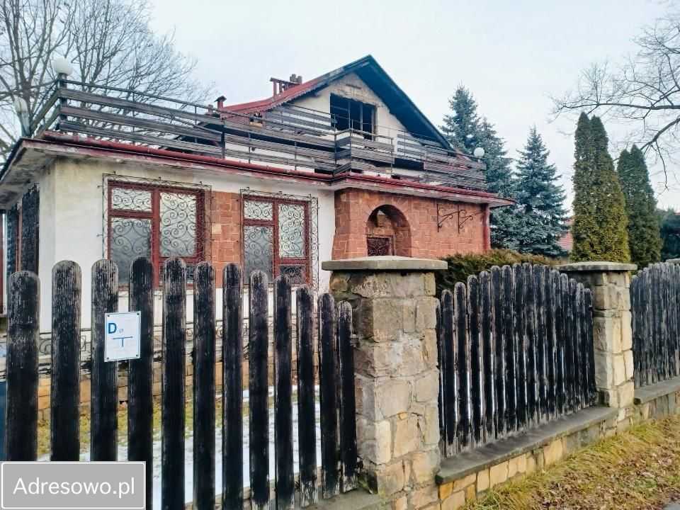 dom wolnostojący, 5 pokoi Suchedniów, ul. Mickiewicza. Zdjęcie 3