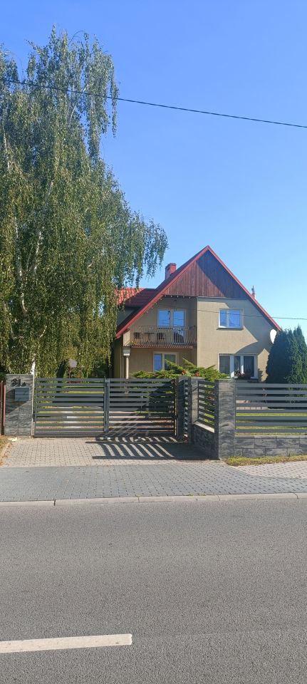 dom wolnostojący, 5 pokoi Świątkowice. Zdjęcie 2