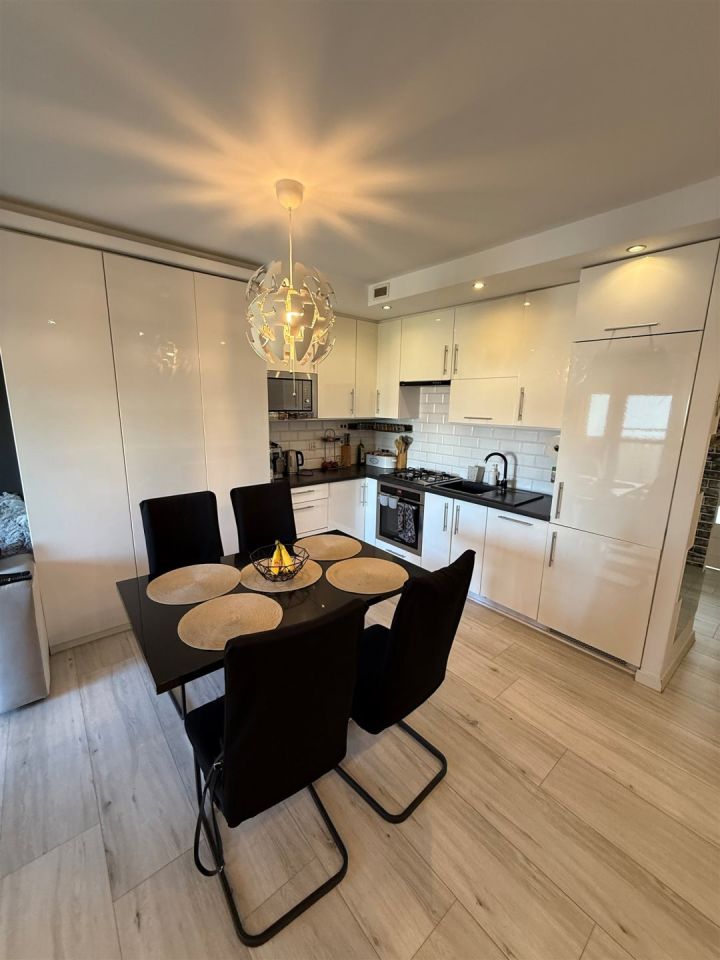 Mieszkanie 3-pokojowe Piaseczno Centrum. Zdjęcie 3