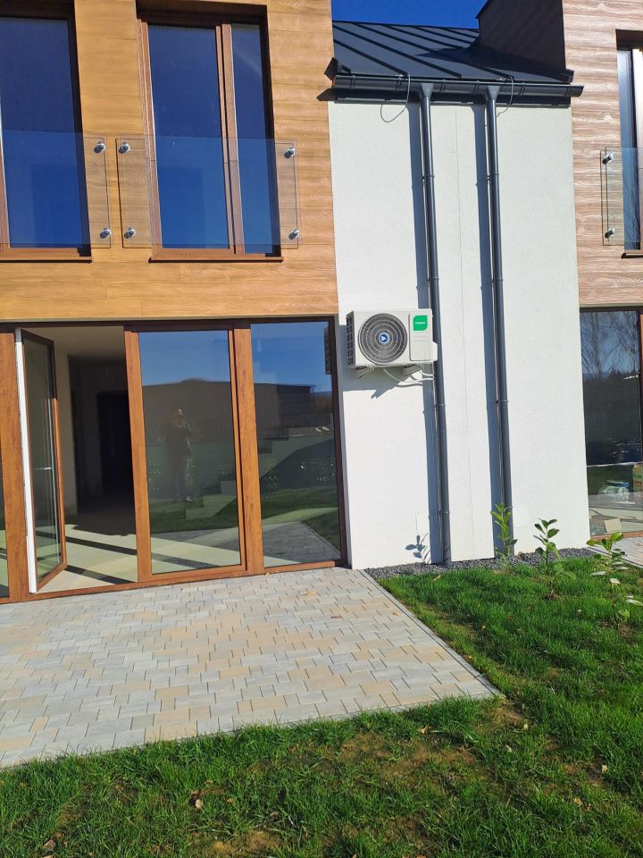 Mieszkanie 5-pokojowe Stróżówka, Stróżowska. Zdjęcie 2