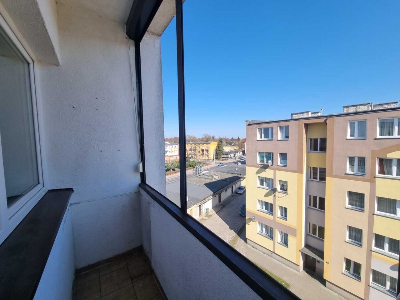 Mieszkanie 3-pokojowe Dębno, ul. Bohaterów Września. Zdjęcie 2